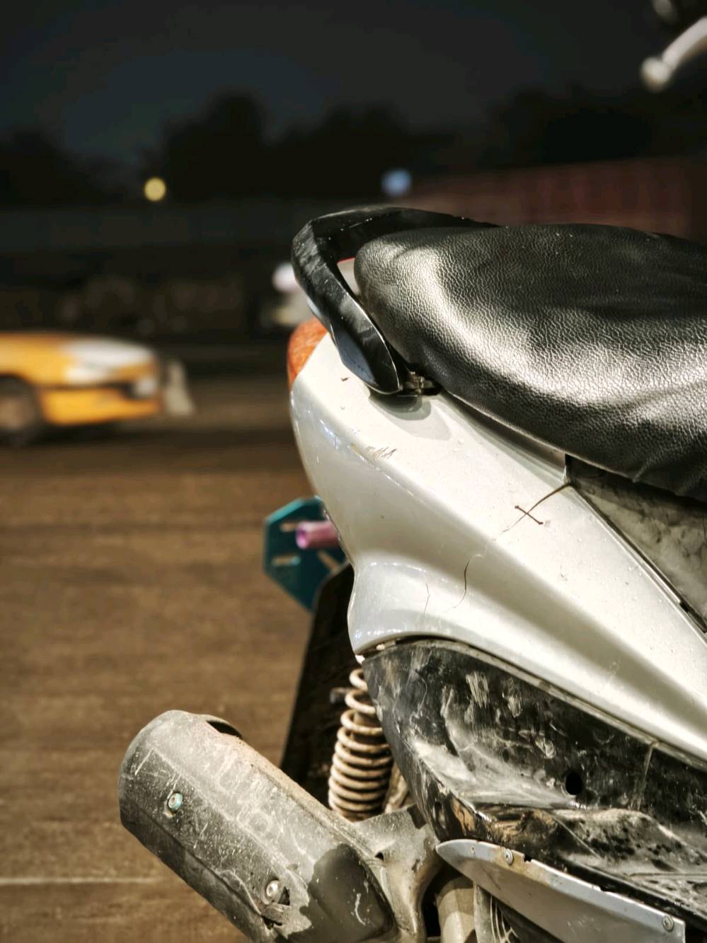 سلام عليكم اخوان سكنس نثية كابريتر 140🏍
كفراتهة كلهة ختم واحد وية السواد 
 شغالة سلف وهندر نص نكرة بكل وقت 
 كهربائيات 💡 كلهة شغالة من الايت للبكلايت 
كلجات رياضي ‌🇰‌🇴‌🇸‌🇴
 تخم تايرات جديد
 الدراج مفتوحة 
لا تنقيص ولا تبخير ولا نضوح مكفولة من كل هاذة 
العنوان الشعب السريدات
للت اصل : *********** متوفر واتساب وخاص 📲