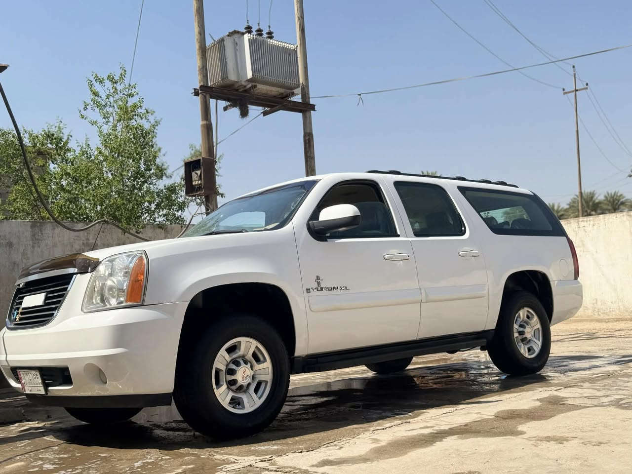 سلام عليكم 
البيع يوكن مديل 2009
خليجي
مكفول مكينه وكير وحدادي وتبريد وتخم تايرات
رقم بغداد بسمي

***********
