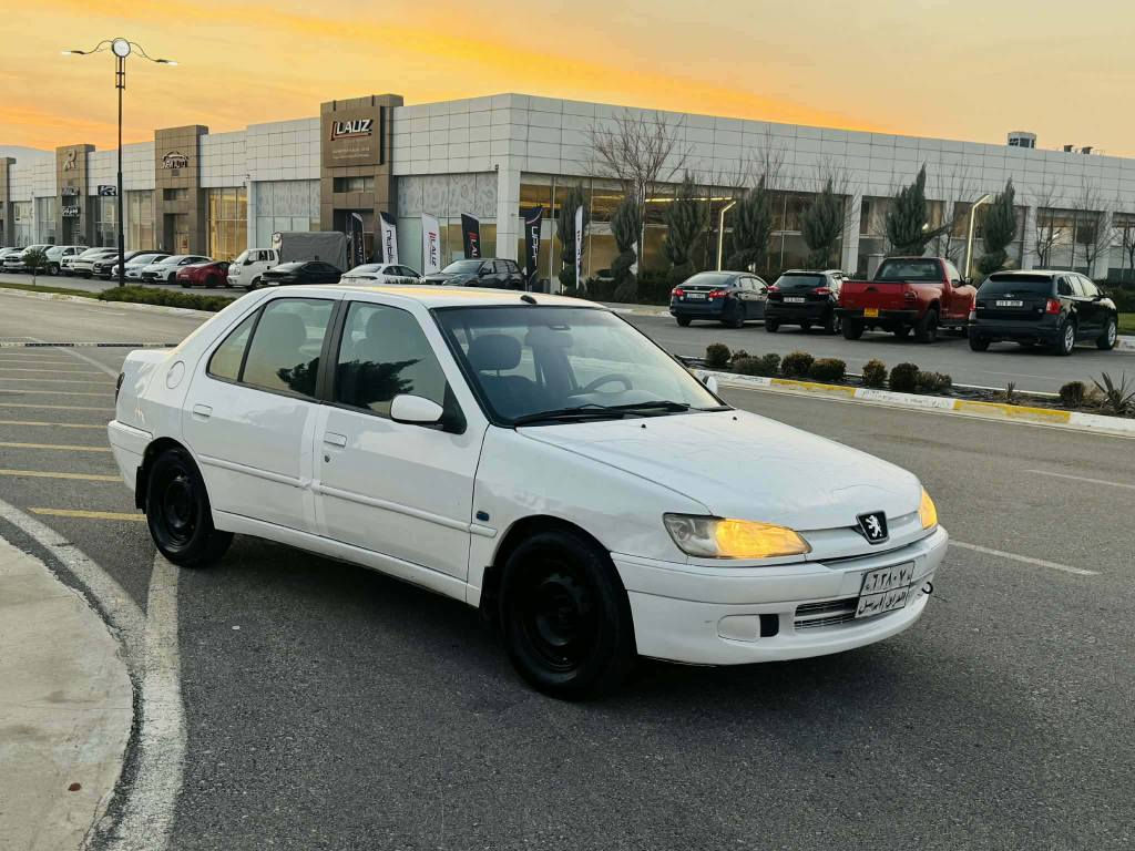 بسم الله الرحمن الرحيم
بيجؤى فه ره نسى 306 موديل 2002
كير و مه كينه ى به شه رت كير عادي
مه كينه ى  مه رغوب
ره قه م هه وليره ته حويل و غه رامه به شه رت
زؤر جوان ماوه ته وه 

شوين : سليماني               سعر: 30$
موبايل : *********** ::: *********** شمشمل, السليمانية
