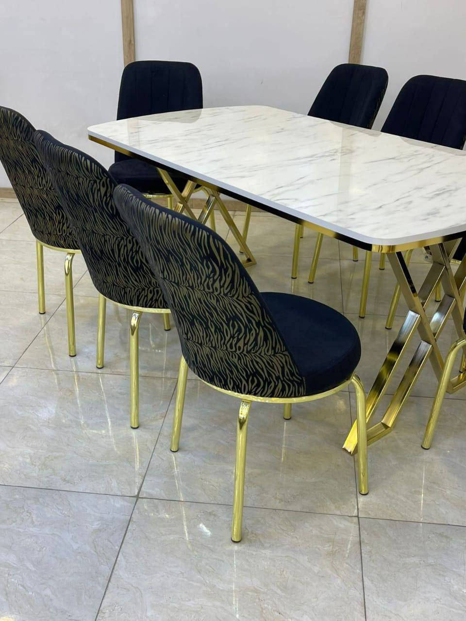 ميز طعام 
6 كرسي السعر  290 الف

8 كرسي السعر  340 الف @إشارة  #اثاث #راقي #توصيل #لحد #البيت


**إذا كنت صاحب هذا الإعلان وتريد حذفه لأي سبب، رجاءا أرسل رسالة إلى الدعم الفني**