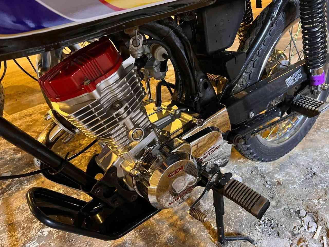 سلام عليكم شباب دراجه للبيع السعر 650وبيها مجال بصيط حك الجيه مكان بصره كرمة علي شراي يتصل عله هاذ الرقم 7770 355 5706


**إذا كنت صاحب هذا الإعلان وتريد حذفه لأي سبب، رجاءا أرسل رسالة إلى الدعم الفني**