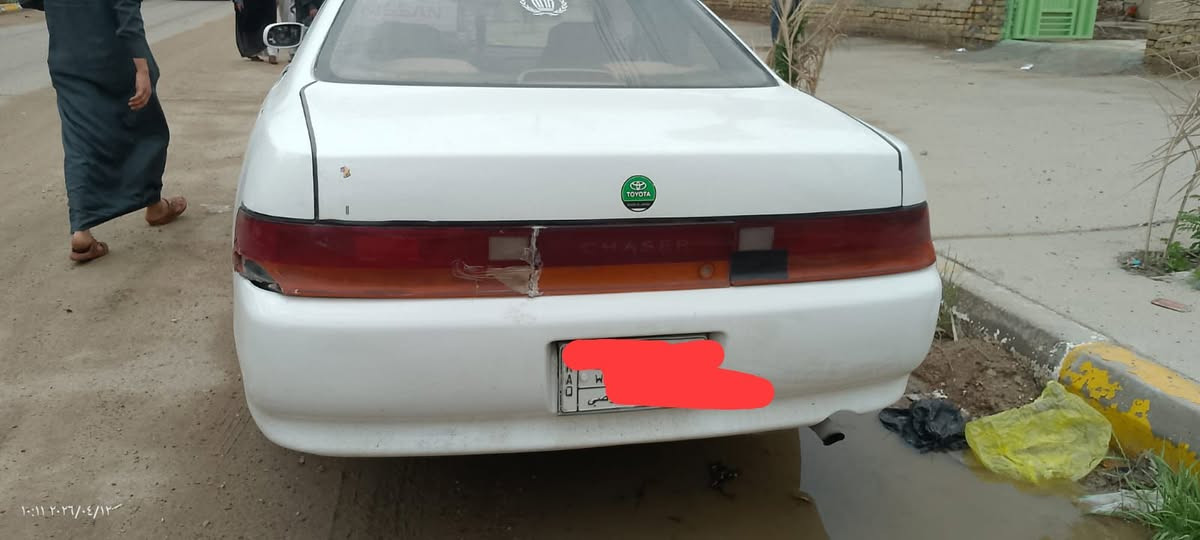السلام عليكم كرسته شيزر للبيع موديل 95 لون أبيض رقم بغداد مكفوله من الكصه ونقل الجثه والضربه سنويه لغايه 2027 تبريد ثلج مكينه ونجي وكير كفاله تخم تاير جديد  تحويل ثاني يوم السعر ٤٠ ورقه وبيه مجال للاتصال ***********
