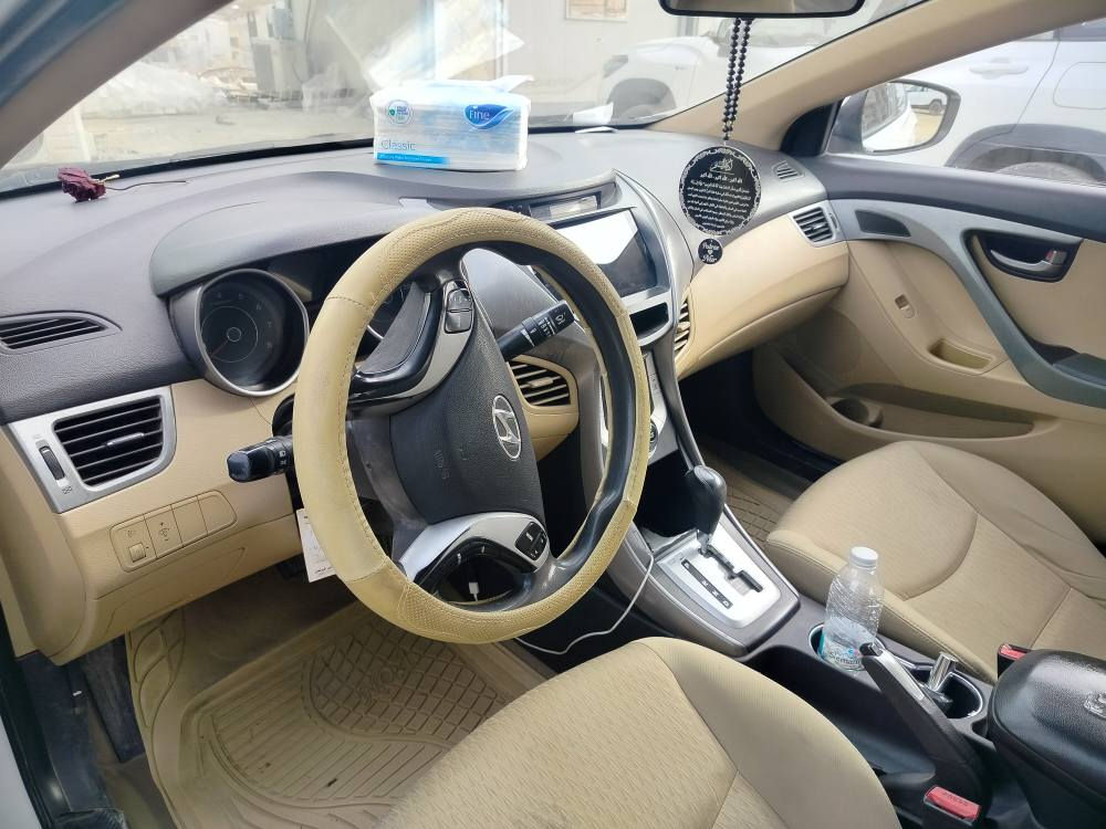 ئەلەنترای 2012 سلایت ناوزەرد.شاشە کامێرا.مکینەشانزەی ئیکۆ گێڕومکینەی نەکراوەتەوە 
سەنەوی و ڕەقەمی تازەیەتەنها 177ڕۆیشتوە 
ڕەقەم مۆبایل//***********
***********
سۆنەری دانراوە السليمانية, العراق
