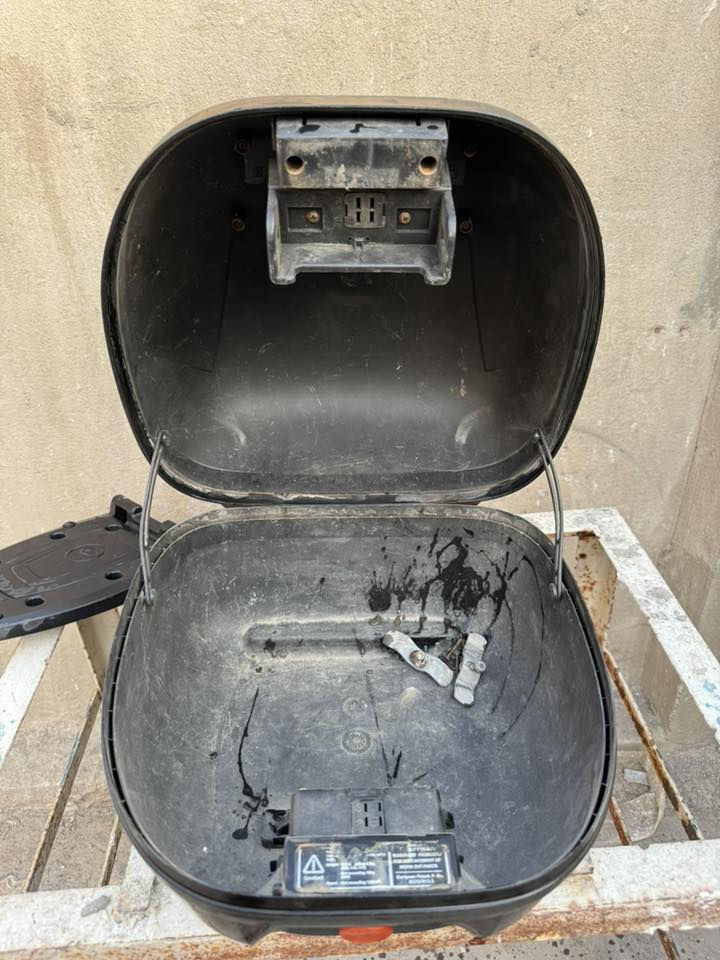 جنطة مال دراجة اصلية نضافة 85‎%‎اجت وية الدراجة هية وقاعدتهة كاملة السعر 80 الف ***********
