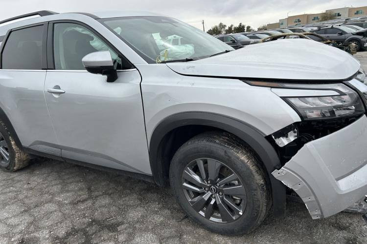 نيسان باثفيندر موديل 23 السياره بالحقيقه احلى نص مواصفات رقم اربيل جاهزه من كلشي صور حادثها مرفقه الشراي يتصل وبخدمته  ***********سعرها 24500 بغداد, العراق
