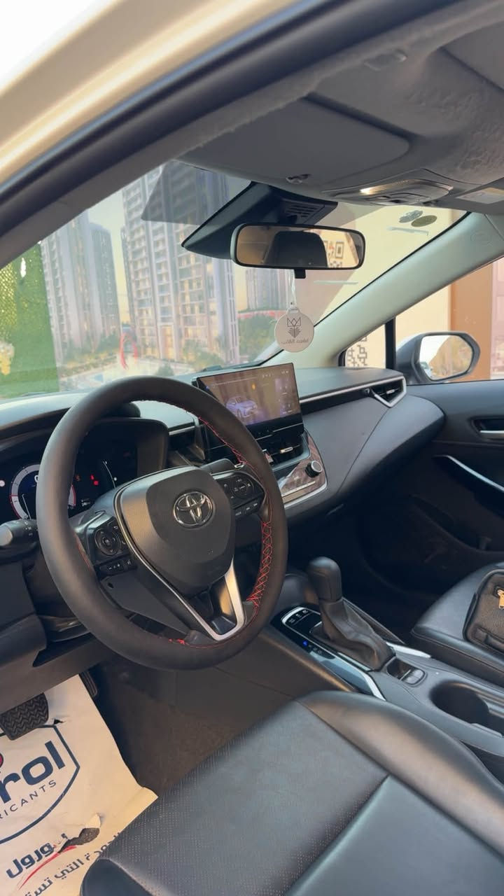 سلام عليكم
للبيع كورلا هايبرد
 موديل: 2025
رقم بغداد تحويل ثاني يوم
محرك 1800 هايبرد HEV 
 ماشيه:(44000km)
بصمه + دخول ذكي
هاندر بريك بصمه + اوتو هولد 
سلايت 
رادار امامي 
سياقه اليه 
تبريد قطعتين 
تبريد بيانو شاشه 
شاشه ابل كار بلي + كامره خلفيه دواره 
مانع نزلاق + مود درايف +  ايفو مود 
كيجات شاشه دجتل 
مقاعد جلد
حساس لايت كامل اوتو عالي ناصي اوتو 
تحكم سترين كامل فول 
لايت زينون + لد صباحي
بيها ٣ اماكن بارد 
الموقع: بغداد العامريه
السعر: (14700$) 147 ورقه وبي مجال بسيط
للاسفسار:***********
