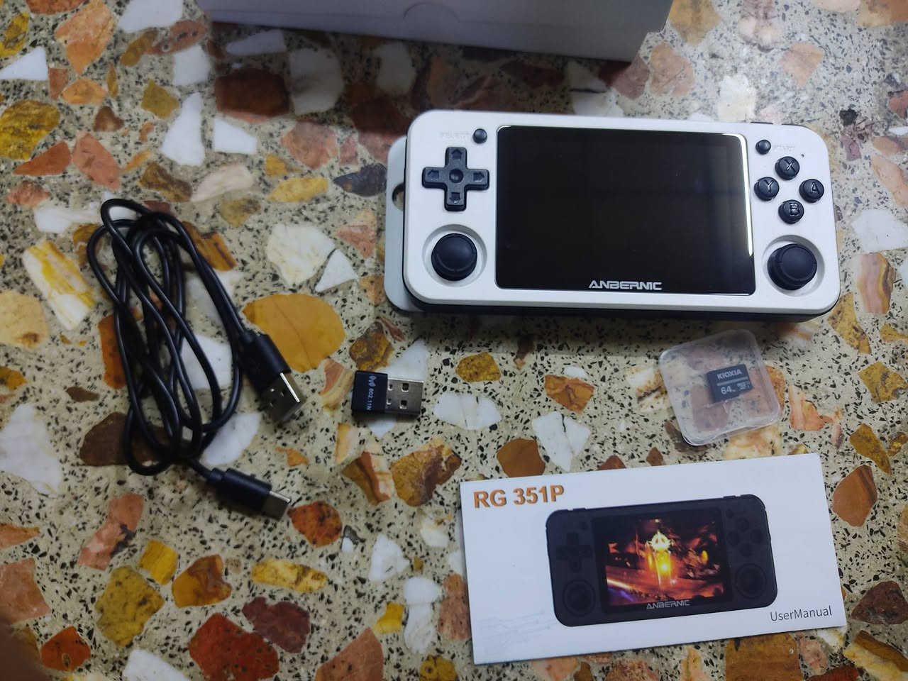 جهاز العاب RG351P
رام 64 گيگا بيه نظام التشغيل ولعبتين
وياه فلاش انترنت
جديد كامل الملحقات 
تفاصيل واضحة بالصور
السعر 35 الف 
متوفر توصيل لجميع محافظات العراق


**إذا كنت صاحب هذا الإعلان وتريد حذفه لأي سبب، رجاءا أرسل رسالة إلى الدعم الفني**