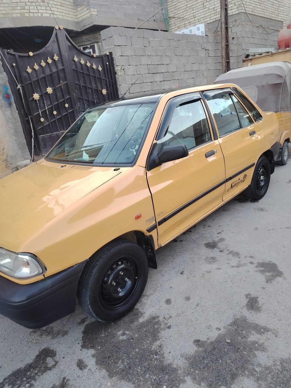 سايبه موديل 2011 سياره كلهه جديد بور جديد تخم تاير دوشمه جديده كهرباياتهه كلهه شغاله سياره اي نقص ما بيهه سنويه ٢٠٣٠ مصفره من كلشي بسمي السياره تحويل ثاني يوم وهاذه رقمي *********** المكان مدينه الصدر الحميدية السعر ٢٤ قفلهه
