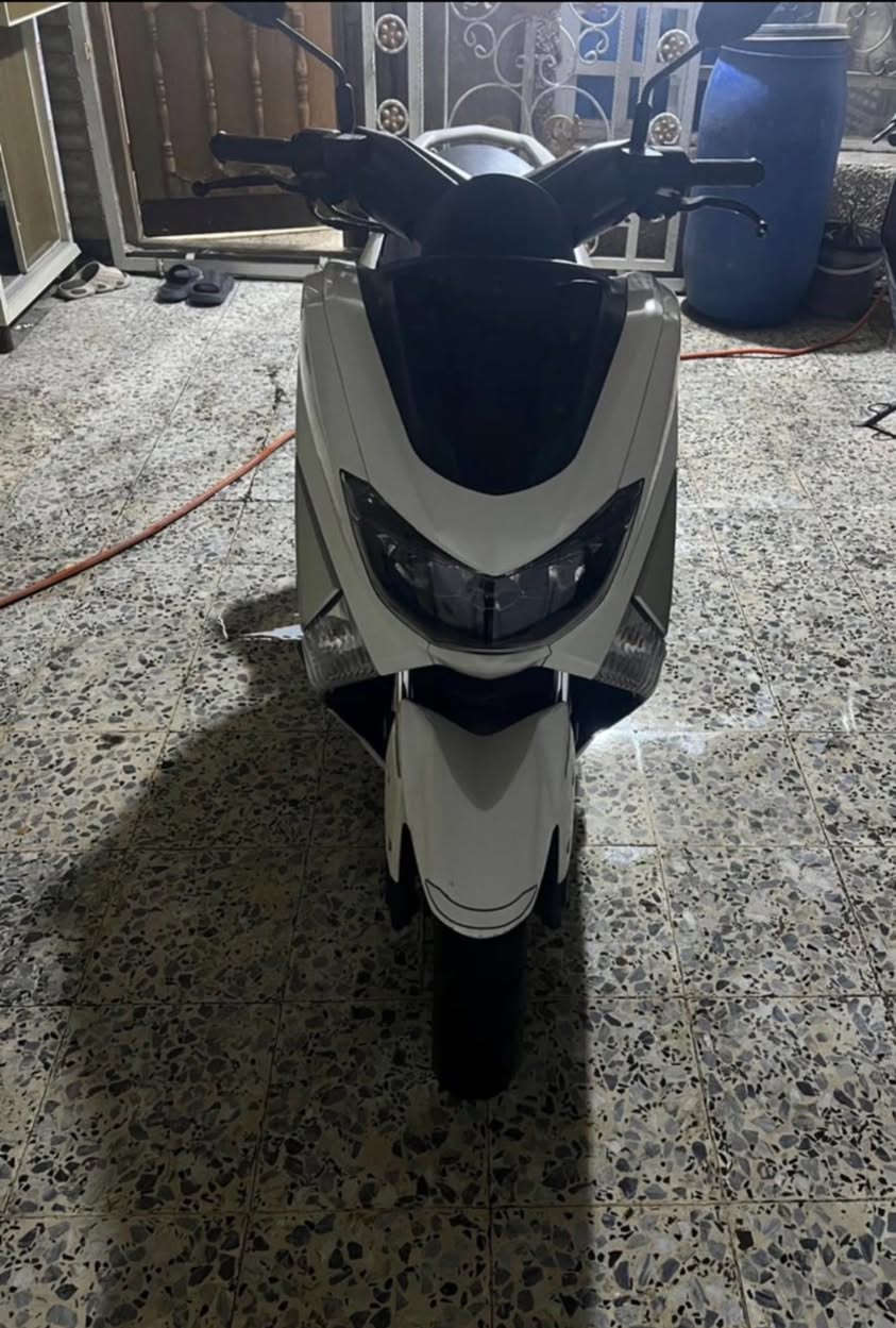 السلام عليكم 
دراجه ان ماكس للبيع مثل ما وضحه بالصور محرك كهربائية مكفوله السعر 1500000 مليون ونص مكاني بغداد الحريه الراغبين بالشراء اتصال 📞 على الرقم *********** بي واتساب
