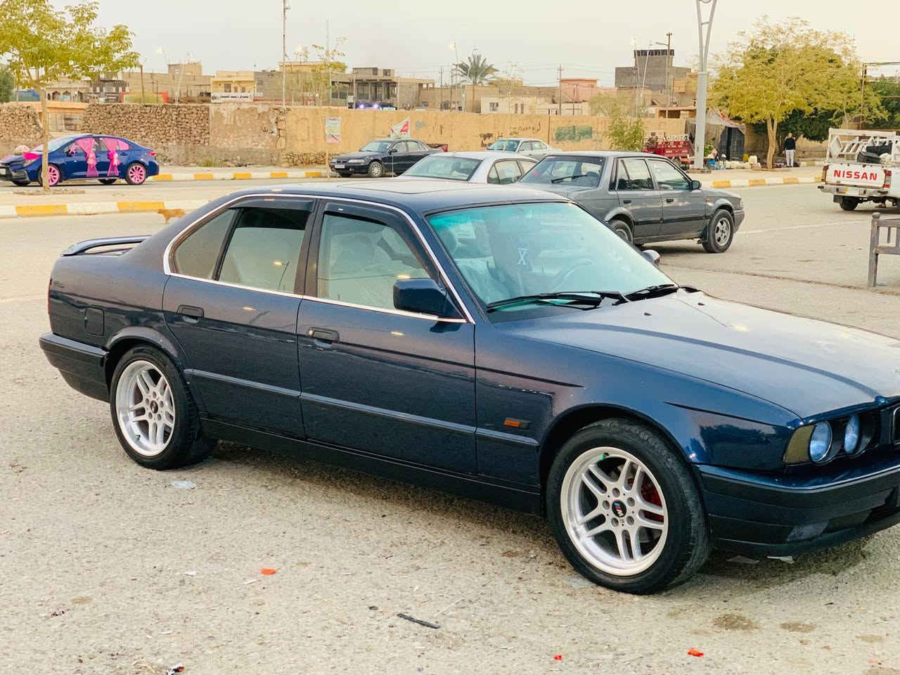 السلام عليكم
اخوان بي ام 525
موديل 1992
رقم انبار مشروع وطني تحويل مباشر 
سياره بسمي سنويه جديده 
محرك مسكر عدال المرغوب بل قوه ونشاط 
كير الأماني 
فتحه شغاله 3طكات 
مرايات كهرباء شغاله 
كشنات كهرباء تجوات كهرباء
سياره اصل هوك وكهربياته وضغير واير ما ملعوب بي
ويل ام اصلي مو تجاري 
صدر شتغلته قبل سبوع 
سياره مصبوغه جماليه وسونار موضح شنو بيه 
اي حادث وتبديل ماكو
الكهربيات كله شغاله مسزدات زنون اربعته 
ستيرن ايرباك تبريد ثلج 
سنتر لوك 
سياره مال جناي ومابيه تجميع 
متوجده سياره لانبار قظاء هيت 
وسعر 77-هذا رقمي***********
