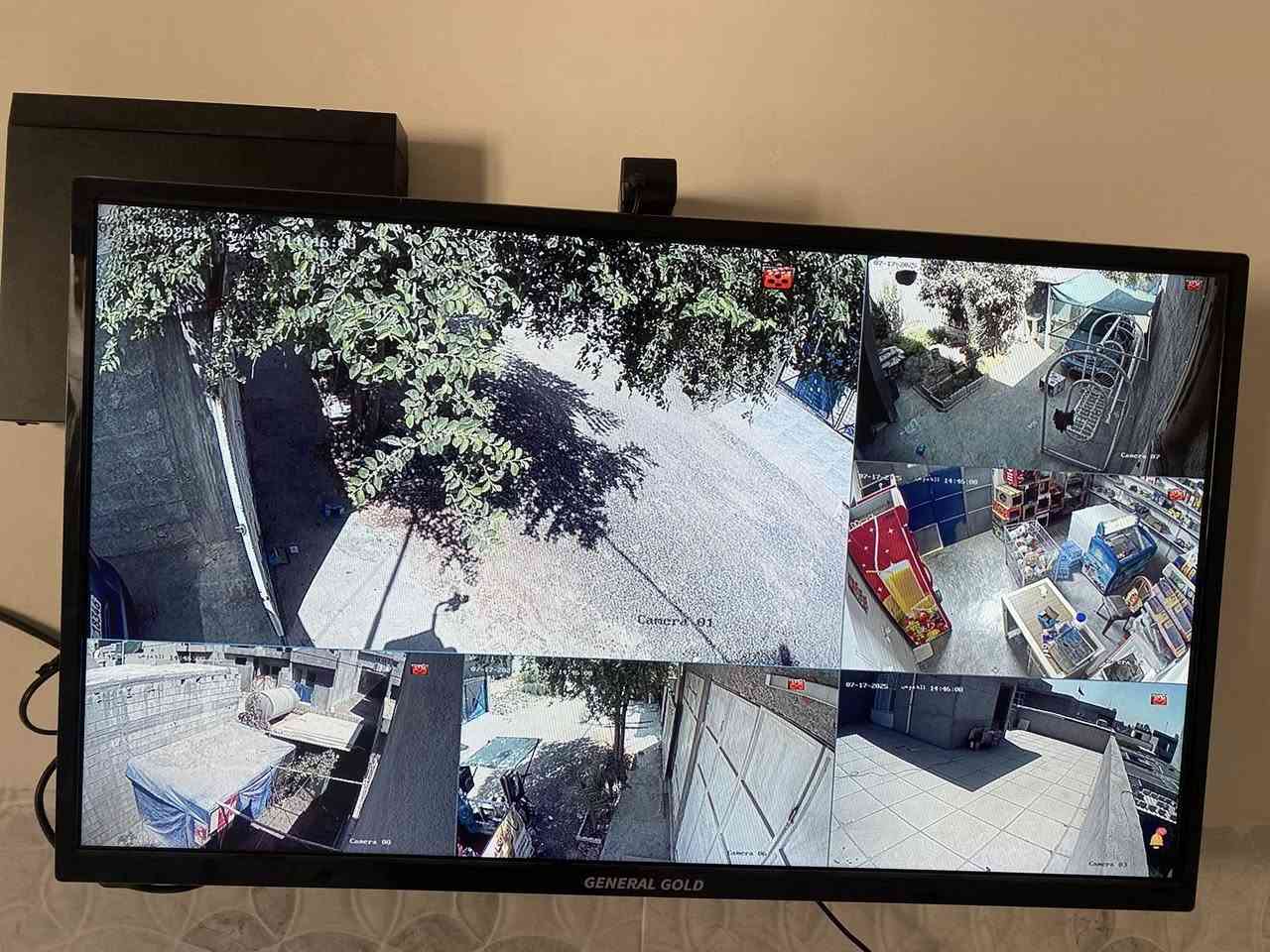 نصب وصيانه جميع انواع الكامرات 
منازل محلات شركات معامل دوائر حكوميه 
 وتجهيز حسب الطلب وبأنسب السعار 
داخل وخارج كركوك 
طبعن الشغل مثل ما مبين بلصوره شغل درجه اولى
***********
#كركوك  #كامرات_مراقبه
