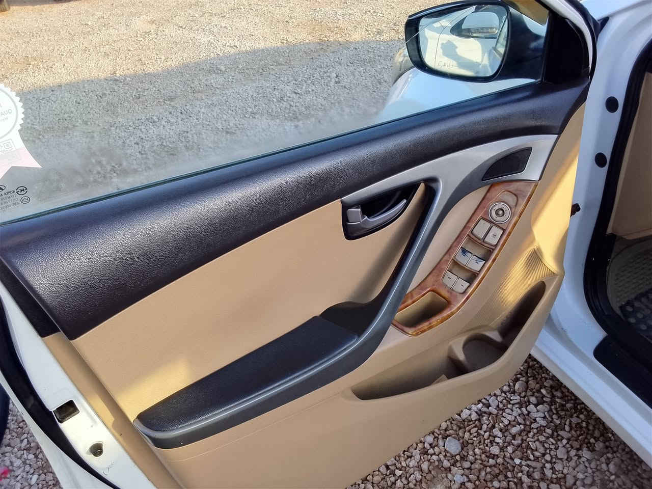 السلام عليكم اخوان
الانترا موديل 2012 السياره كفاله عامه وارد خليجي فوللل لاخير  كير ومحرك بلايلون حداديه خير من الله السياره أحله من الصور داخل صاج السعر 125 وبيه مجال حك جيتك  تدفئه  وتبريد.  للاستفسار.***********  🤍
