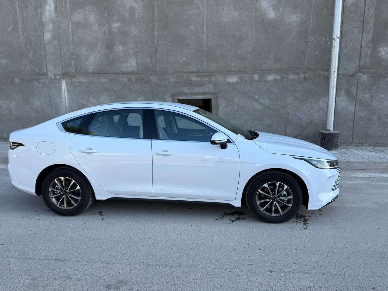 دستروير لون ابيض مرقم بغداد دوشمه جلد وحراري  ماشيه ٥٧٠٠ #مراوس او #بيع سعرها ١٢٧ ورقه قفل


**إذا كنت صاحب هذا الإعلان وتريد حذفه لأي سبب، رجاءا أرسل رسالة إلى الدعم الفني**