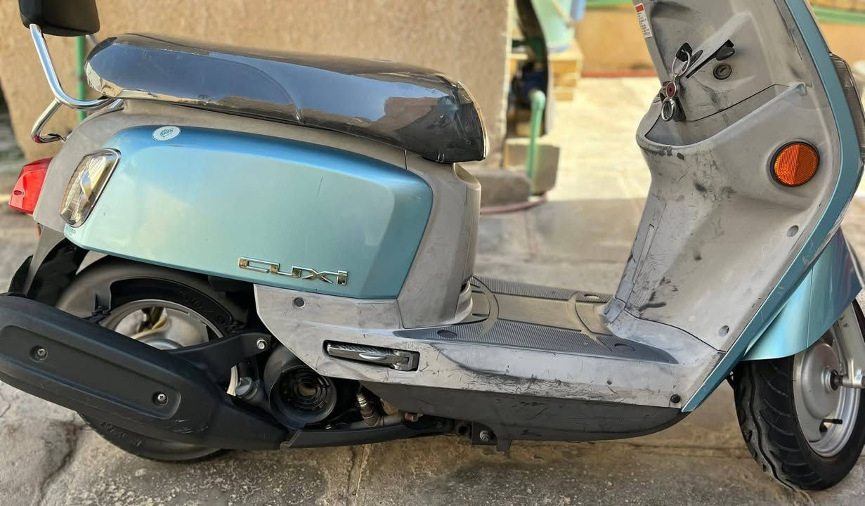 2011

السعر 1300


**إذا كنت صاحب هذا الإعلان وتريد حذفه لأي سبب، رجاءا أرسل رسالة إلى الدعم الفني**