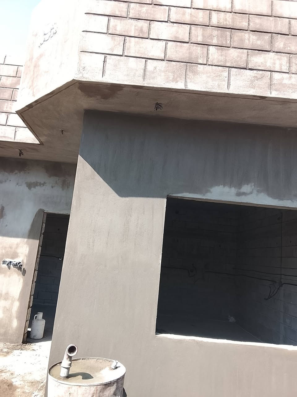 لباخ متفرغ حاليا
 قاط واحد2500 قاطين 3وربع المتر
***********
