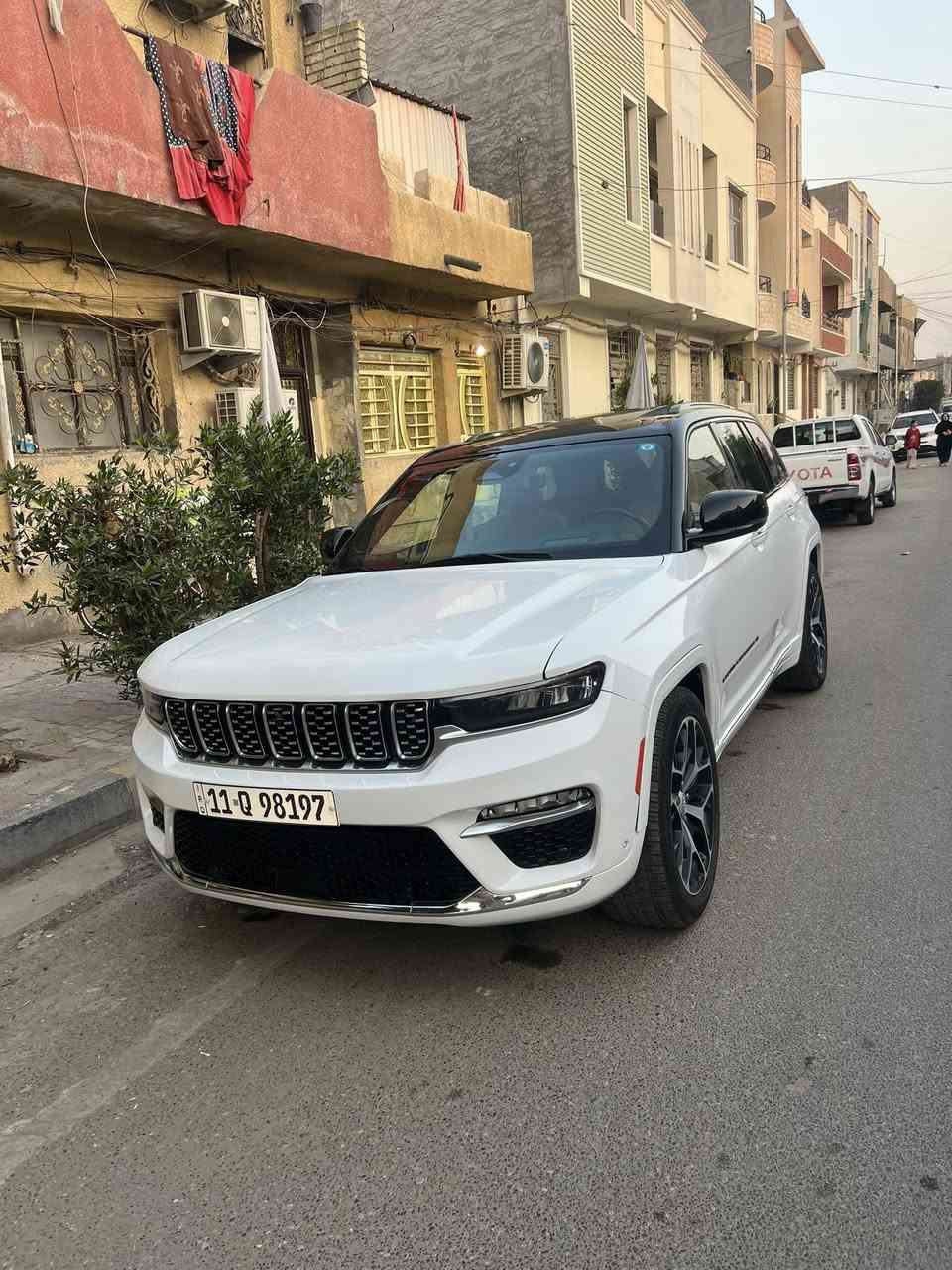 السلام عليكم 
جيب ٢٠٢٤ 
ماشيه ٩٠٠٠ ميل 
سومت كل مواصفات بيها 
ميحتاج اشرحه كله بل الصوره موضحه
خمسه راكب المرغوب
بيه ثلاث قطع مبدله نفس الون
مكان بغداد
السعر ٣٦٠ وبيها مجال
‭٠٧٧٦ ٨٥٢ ٨٢٩٨‬
