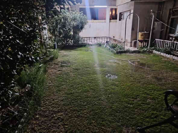 دار للبيع منطقه داموك دور الضباط قريب نزله المخازن بالمربع الأول مساحه 375 متر طابو صرف طابقين 4غرف مع صحيات عدد 3
الغرفه 5×5
الاستقبال 9×4 ونص
الهول 8 × 5
المطبخ 5×5
والطابق الثاني توجد غرف عدد 2 مع استقبال كبير مع صحيات
الاستفسار ***********
                ***********
