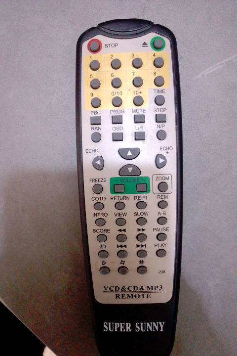 سلام عليكم جهاز مشغل اقراص VCD-787
MP3+AMP
جهاز شغال اي عطل مابي غير مستخدم فقط مره واحده 