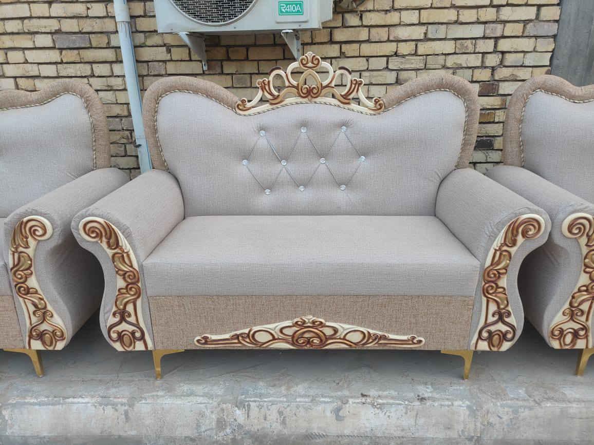 دوشمة ذي قار
لتفصال وتصليح انواع التخم والقنفات 
تبديل انواع الاقمشه حسب الطلب 
للتواصل واتساب 
***********
