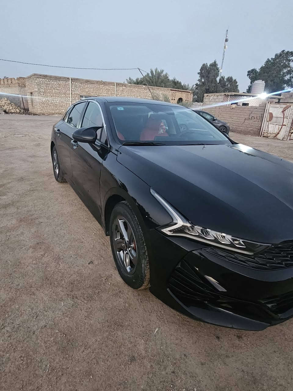 السلام عليكم كي فايف ٢٣ للبيع معوقين المعوق شاب حادثه طرف الجاملغ وحافت البنيد وباب كلير بدون حادث السعر الاتصال ع الرقم انا مكلف بنشر *********** مكان ناصريه مركز
