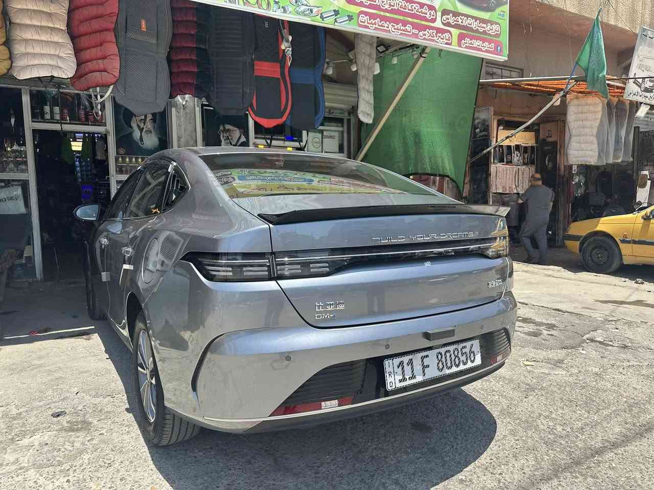 سلام عليكم بي وايدي 25 ماشيه 3000 سعر19 و800 بغداد بيه رصعه صغيره *********** مكاني الكاظمية
