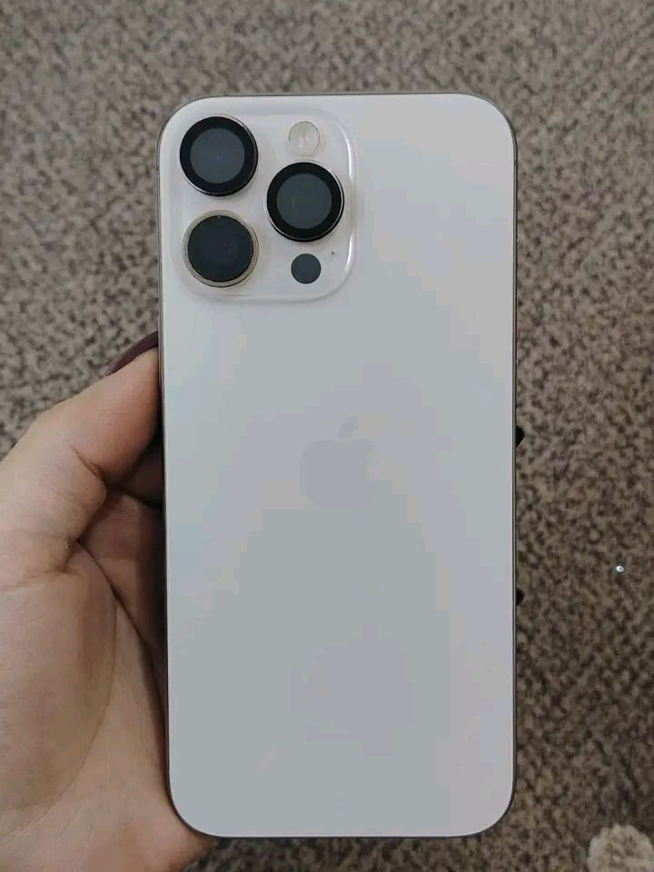 السلام عليكم ايفون 16برو ماكس للبيع بطارية 96استخدامة قليل كولش مكاني بغداد او ديوانية موجودة واتساب وعلى الخط ‏‪
‏‪0786 693 3445‬‏
