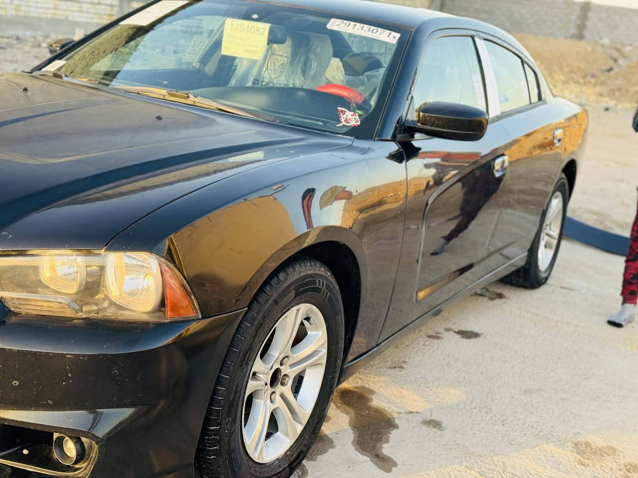 السلام عليكم ١٣ للبيع رقم بغداد ٣٦٠٠ تبديل جاملغ وبيه رشات بسيطه بدون وبدون معجون شراي يتفضل خاص
*********** او اتصال متوفر واتساب
