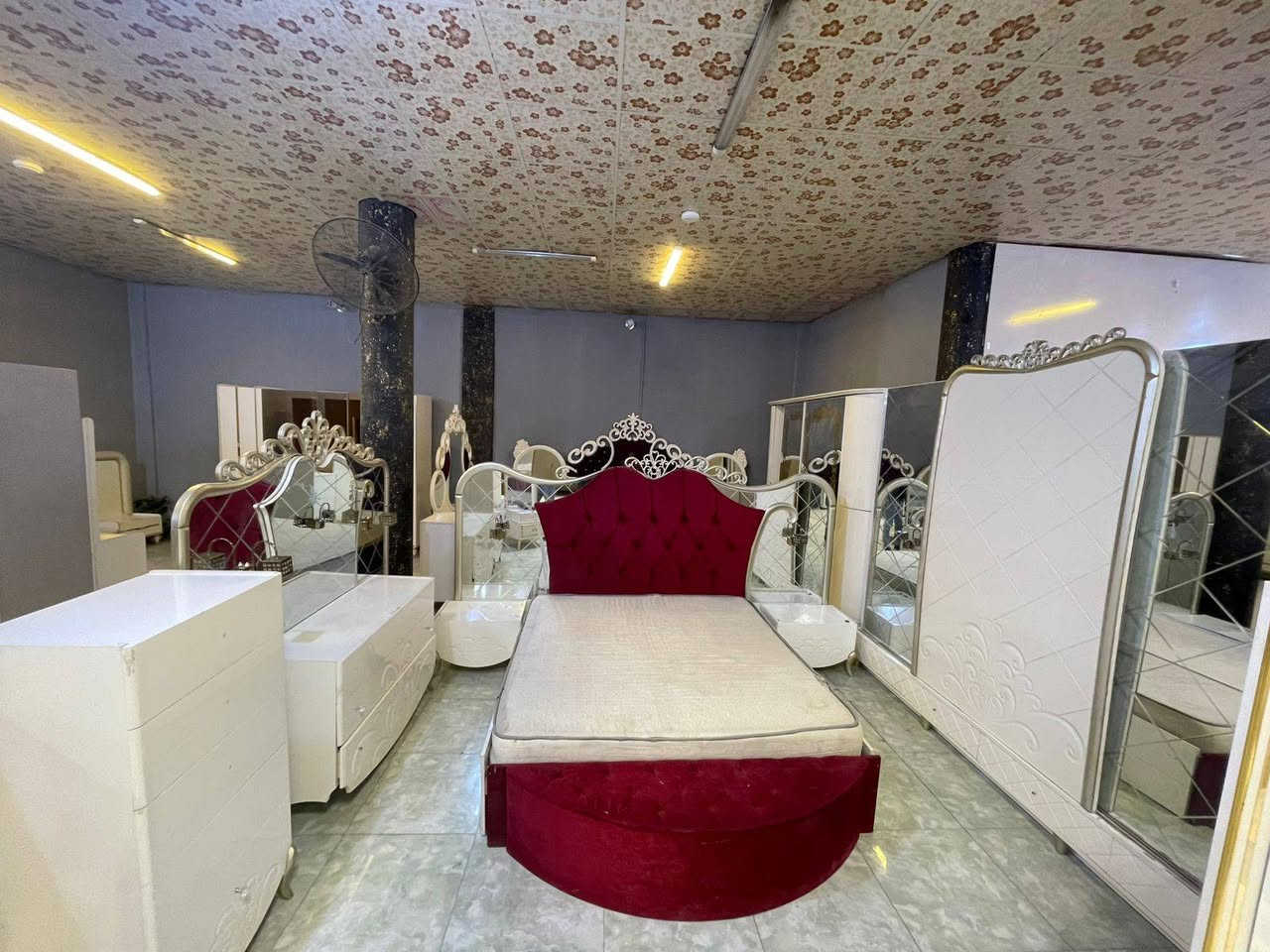 ٤٧٥ الف فقط
غرفه نوم تركي بسعر مميز يشمل النقل والشد الطابق الارضي داخل محافظة النجف 
 
***********
