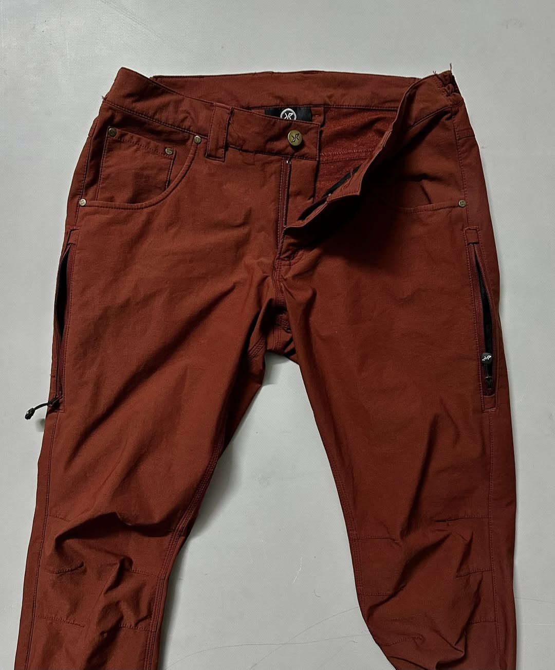 سڵاو و ڕێز
کۆماندۆ سویدی
بڕاندی  سویدی 🇸🇪 RVRC 
ڕیڤەلوشن ڕەیس  

ئۆرجیناڵ خاوێنی %100

کەمەر 32-33
ڕەنگی خەنەیی

درێژی 106 سم

گەیاندن بۆ سەرجەم شارەکان بەردەستە
کەناڵی تیلیگرام
https://t.me/davarsstore


**إذا كنت صاحب هذا الإعلان وتريد حذفه لأي سبب، رجاءا أرسل رسالة إلى الدعم الفني**