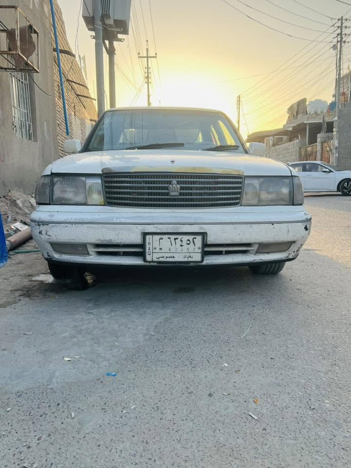 سلام وعليكم
ارنب للبيع رقم بغداد مشروع وطني تحويل ثاني يوم 
تخم تاير صار أسبوع شاده 
حداده نص 
بدي مكفول ما عده ضربه جاملغ الخلفي الايمن موجوده بلصوره 
كهربائيات شغالهاا كلهاا 
تبريد تدفئه 
كير ومحرك شرط الفحص 
التواصل هذه رقم الهاتف  واتساب غير متواجد ع الفيس
***********
