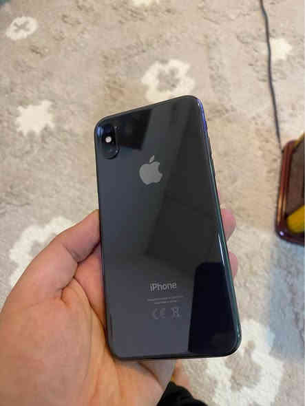 ئايفؤن ئيكس ٦٤ زؤر پاكه هيجي نه گؤراوه پاتري ٦٩ يه به شرته 
سعري ١٤٥ هه زار 
*********** السليمانية
