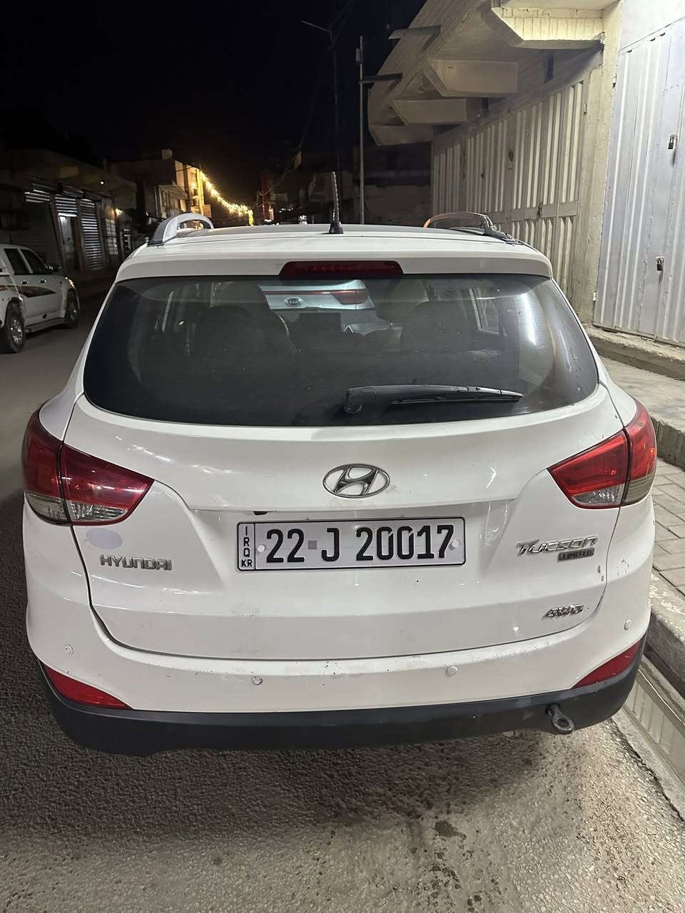 السلام عليكم للبيع توسان خليجي
٢٠١١
بيه بنيد وجاملغ وشويه بالتكمه 
رقم اربيل دولي 
مكينه ٢٤٠٠
فول موصفات 
صدر تبريد تمام 
السعر ١١٢
مكان السيآره بابل لاسكندريه 
لاستفسار اتصل ***********
