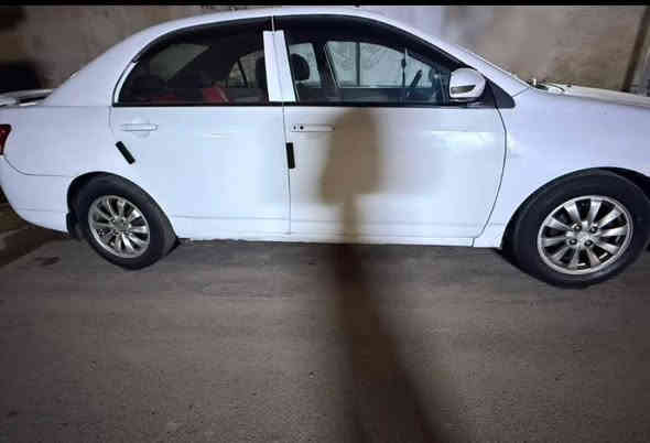 السلام عليكم للبيع  G3 / BYD موديل 2013 جاهزه من كلشي كهربائيات بلادي حداديه جديده عله ايدي مبدلهن + تخم تاير جديد + باتري جديد  رقم بغداد انكليزي سنويه جديده بسمي هزه جديده تحويل ثاني يوم
بيها رش صبغ بالبنيد والجاملغ + باب جهه اليمنه مبدل 
السعر 58$ وبيها مجال حك الجيه 
للاستفسار اكثر اتصل على الرقم ( *********** ) متوفر واتساب
