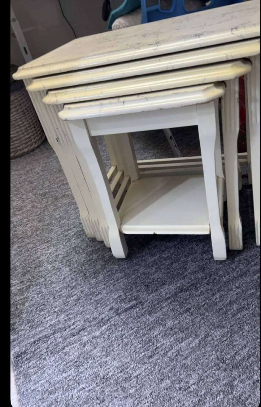 ماشاءاللە هەمیشە نمونەی جوانی تەنها لای ئێمەیە 🌺✅👉
سەرجەم ئەشیاکان هی یەک ماڵە لۆک و کەم بەکار هاتون هیچ عەیبان نیە بەشەرت وەک وێنەکە نەبو نەتەوێ سەیر کردنی ناوی باریکەو بیبە لۆک لۆکە 👌 

تەپڵۆکی قەنەفە هەر لۆکە 30 هەزار 
بەڕادەکە55 هەزار 
ئامێری شت سورکردەوە ٢٥ هەزار 
فەرشەکە هی کلیدۆرە قیاسی یەک و نیو بە دووە هەر لۆکە ٢٠ 
ڕەحمەتت لێبێت گەر مشتەری نیت ماڵەکە مەشکێنە 😒👉 
شوێن سمود هەرچیشت هەیە بۆم بنێرە بۆت دەفرۆشم لە هەر شارێک بێت 💸💵💵💸


**إذا كنت صاحب هذا الإعلان وتريد حذفه لأي سبب، رجاءا أرسل رسالة إلى الدعم الفني**