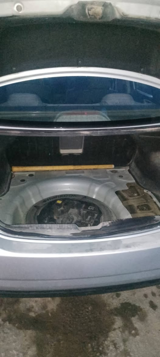 السياره بسمي مكاني بصره  النترا 15 المكينه 1600  بيه ضربه بصندوك وباب العبري امبدل  الشراي يتصل  ***********
