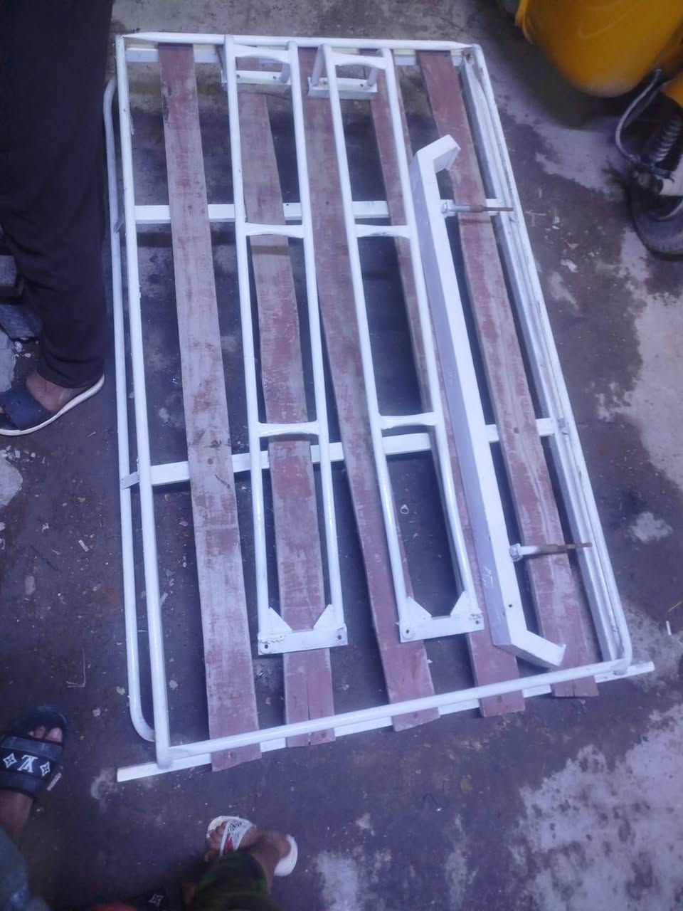 سلام عليكم سبايه كامله ريده  ب 60اليريده يتصل ***********
