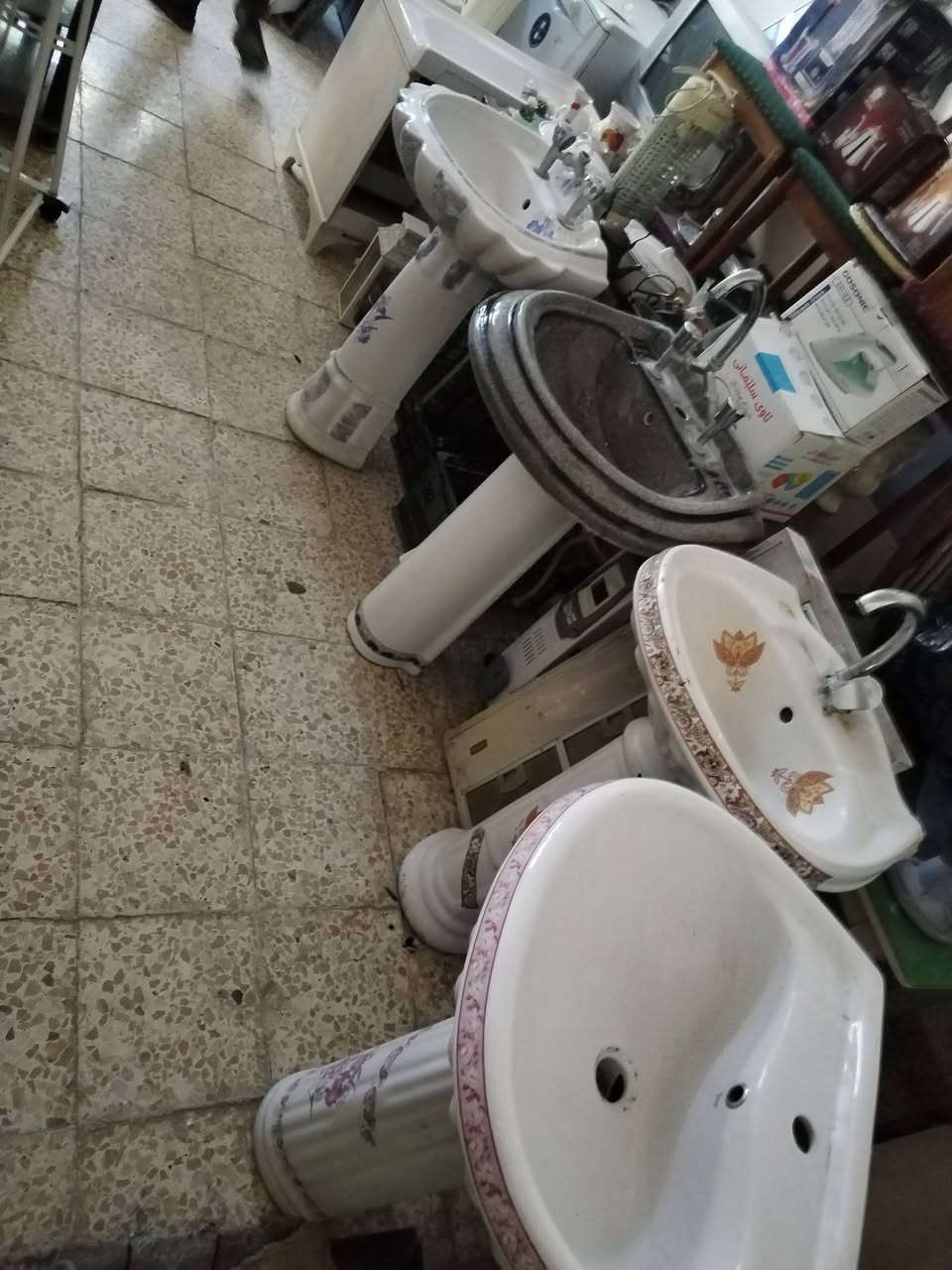 سلام عليكم غراض منزلي لبيع ***********
