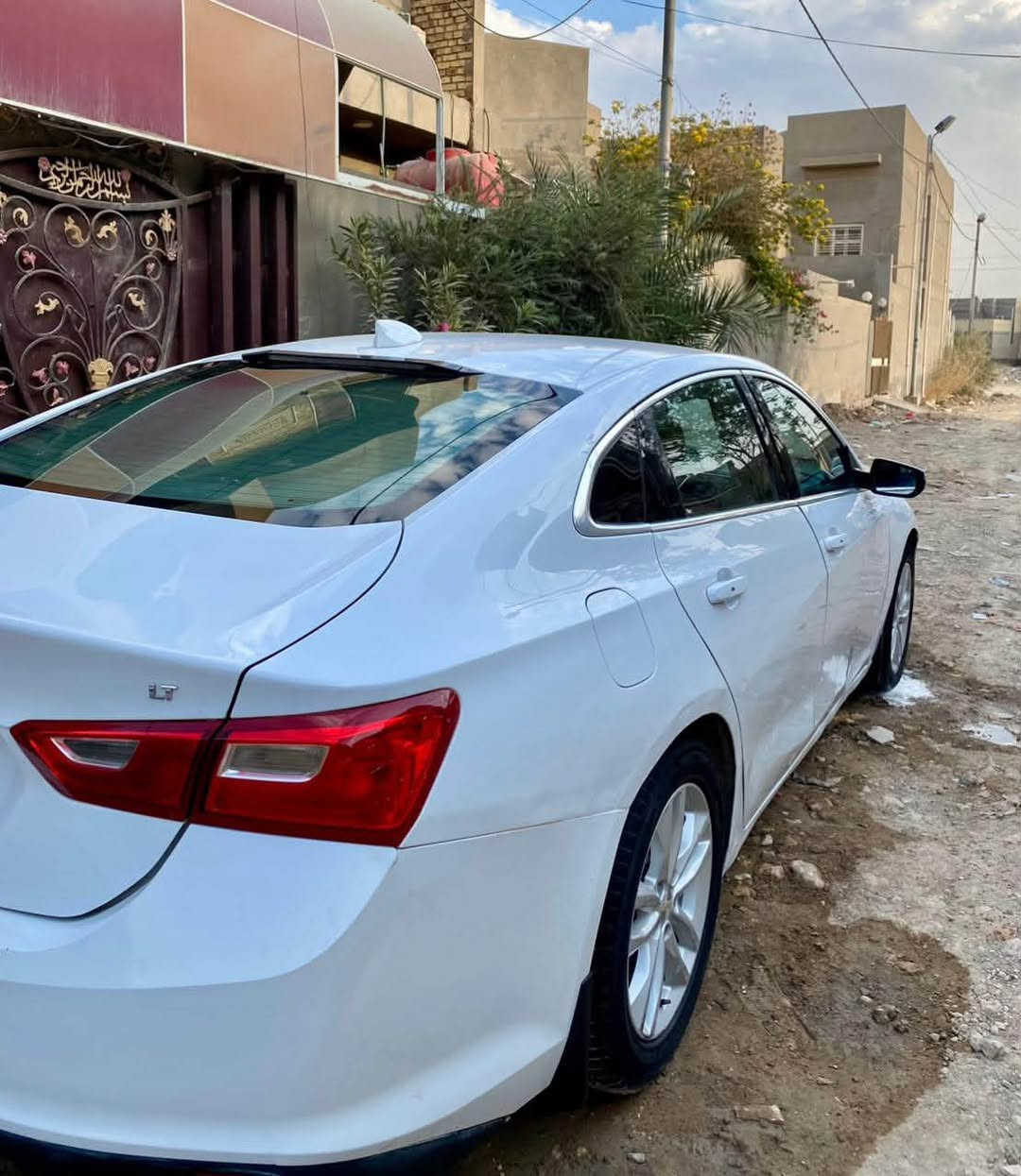 سلام عليكم ماليبو 2018 قادسيه LT فول مواصفات ضررها فقط جاملغ وباب بدون دواخل مكينه وكير كفاله تبريد ثلج 
مكاني ديوانيه  السعر 80 
استفسار ***********
