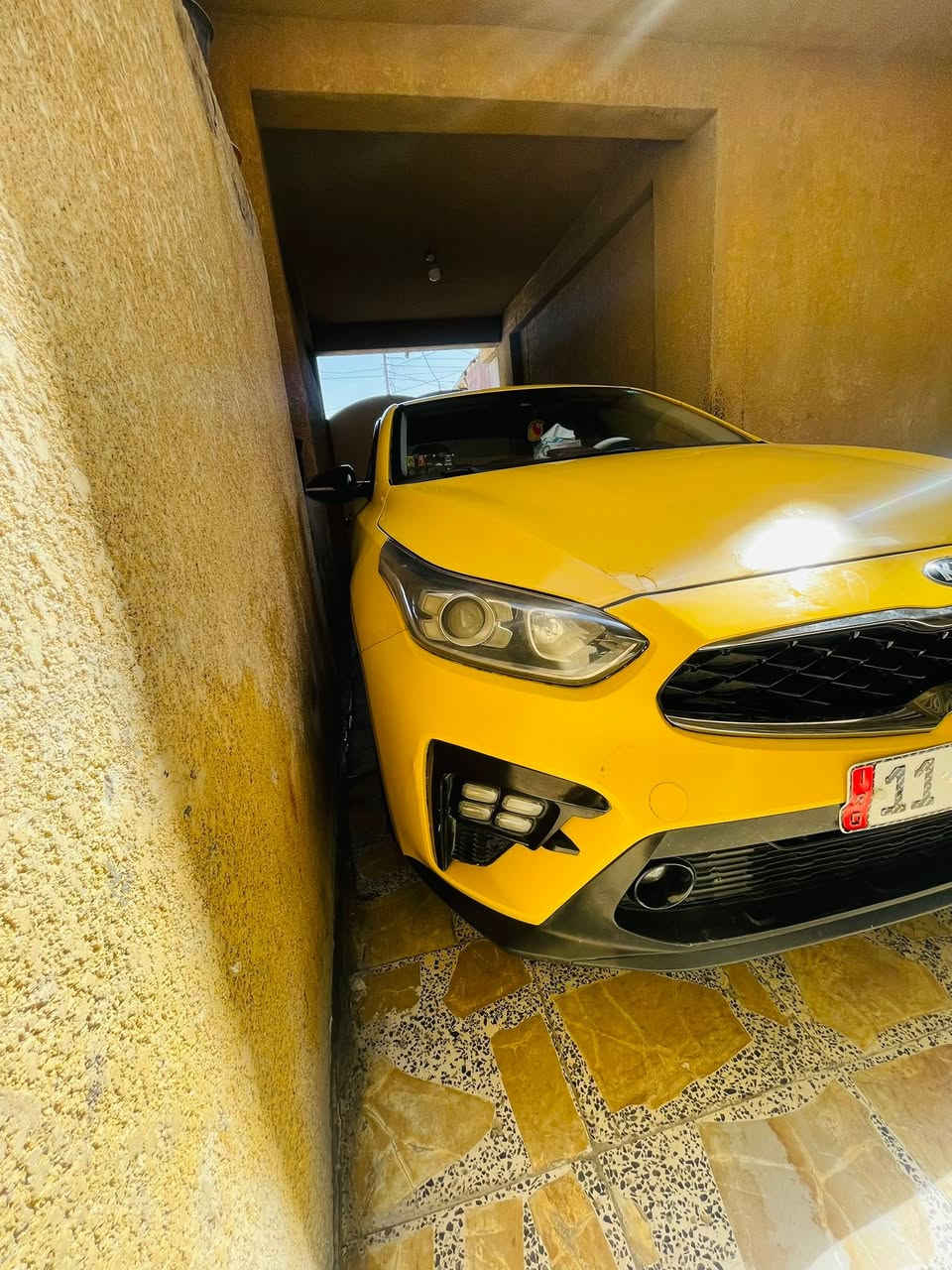 السلام عليكم 
فورتي 2019 وارد امريكي 
حادث البنيد ربع منه تعمير 
والجاملغ مبدل بدون ايرباك 
رقم بغداد بسمي تحويل ثاني يوم 
مصفره هيئه وغرامات 
مكينه 2000دوش 
تخم تاير جديد 
صدر امامي خلفي جديد 
شرط اترايهة زيرو 
تبريد ثلج خير من الله 
مسويلهة ادامه كامله ابلكات جدد 
نوزلات غرف الاحتراق
لايت زنون اشاير بلمري 
شاشه كار بلي 
بكلايت الد 
سياره خير من الله مناقصهة برغي 
سياره نضيفه كلش يشهد الله 
شراي يتصل واني خادم 
مكاني بغداد 
***********
