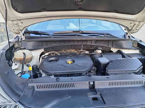 توسان أمريكي موديل ٢٠ فول عده بنراما جاهزه من كلشي تخم تاير جديد رقم شمالي جديد للبيع السعر ١٧٠ وبيه مجال *********** مكان الصويره تريد وكاله تريد تحويل
