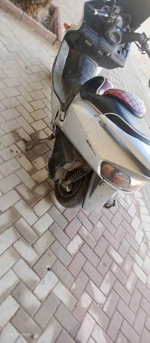 اسويج 
بيها خيط تبخير 
الدراجه مامغسوله 
مدينه الصدر 
***********
