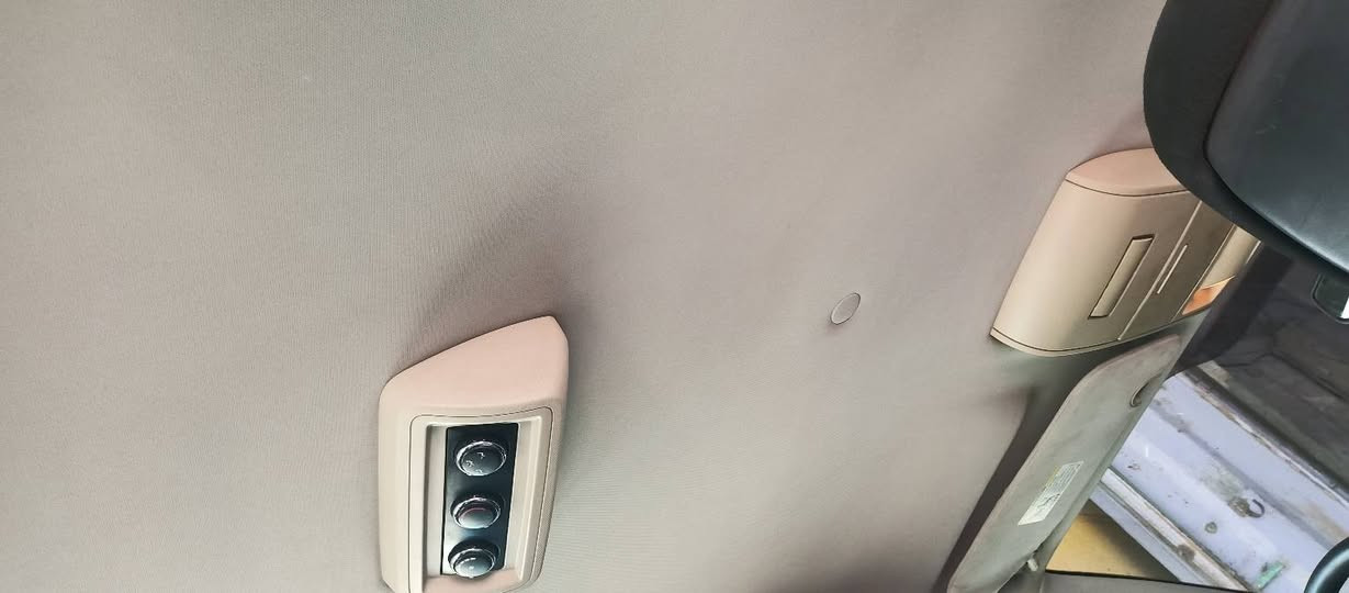 دوج كرفان 2012 رقم بغداد رصاصي سلفر شاشة حجم 10 تبريد ثلج 🥶 ثلاثة قطع
عازل حراري للجميع السيارة 
حادثه جاملغ عكس السايق ومبدل ماواصل اللغد يعني ضربة خفيفة 
بوب عادية الجام كهرباء الصدر 80 ٪
الصبغ جارد وضربة خفيفة  بالهلال الخلفي عكس السايق موضحة بالصورة 
السعر 98 ورقة هاتف *********** بغداد الشعلة
