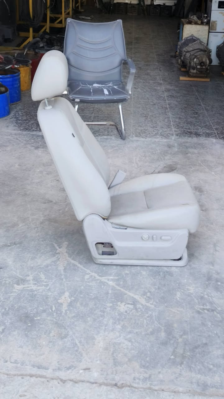 حصوه طريق حله بغداد القديم بل مشروع مقابيل مدرسة الشهداء 
السلام عليكم متوفر كشنات تاهو ومتوفر اتخامة مال الفينية جمشي  ومال يوكن ومتوفر ادوات الحتياطيةكل ما يخص التاهو يوكن جمسي وسوبر بان متوفر واتساب الرقم ***********
