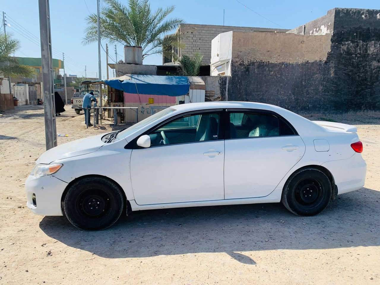 السيارة كورلا موديل 2013 للتواصل على هذا الرقم ***********
