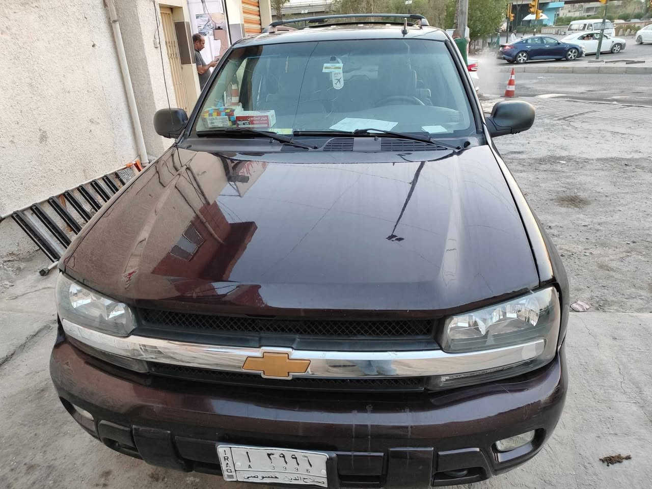 السلام عليكم
بلايزر ٢٠٠٨ وارد  امريكي  بلادية بدون صبغ 
فقط بيها بارد  كير محرك تبريد حدادية بشرط 
مكان السيارة بغداد 
السعر ١١٠ 
***********
