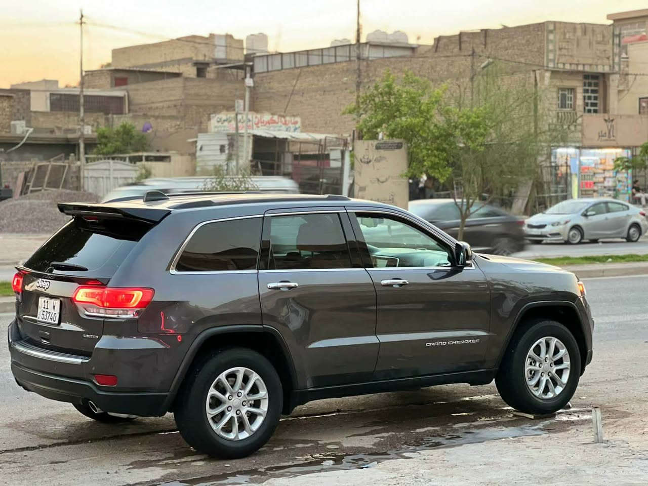 السلام عليكم جيب 14 لمتدد فول مواصفات
حادثهه كلش بسيط قطعتين صبغ فقط وصور الحادث بالمنشور السياره جاهزه من جميع النواحي ومواصفاتهه كلش حلوه كير ومحرك وحداديه امامي وخلفي كله جديد تخم تاير جديد تبريد ثلج كهربائيات كلهه شغاله وعلى وضع الشركه ويل 18 اصلي بانوراما وكشنات جلد وكهرباء وتدفئة وتبريد هيتر بالستيرن تحكمات وشفتات بالستيرن شاشه چبيره وگير طياره 8 نمر صندوك كهرباء دبل اكزوز حساسات وكاميرا خلفية بجم زينون وLED اصلي 4بصمات وبيه هواي مواصفات الفول المعروفه سته سلندر بأسمي هزه وسنويه وارقام جدد وشرط التحويل العنوان بغداد الكرخ السعر167  وبيه مجال كلش بسيط الشراي يتصل ***********
مامتواجد خاص شراي اتصل وتدلل واتساب موجود

