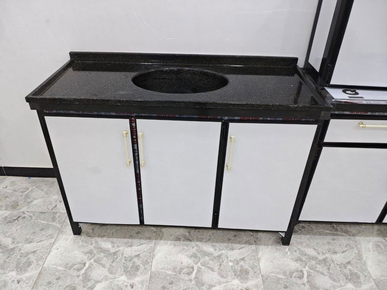 كاونتر جديد مترين ارضي مترين معلق وسنك مرمر متر و ٣٠ المكان الاسكان الصناعي واكو توصيل شراي خاص


**إذا كنت صاحب هذا الإعلان وتريد حذفه لأي سبب، رجاءا أرسل رسالة إلى الدعم الفني**