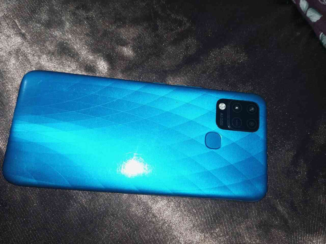 📱 Infinix Hot 10T
💰 90 ألف وبي مجال
📌 مستعمل نضيف
🔧 الشاشة مبدلة فقط 
• رام 4GB
• ذاكرة 64GB
• بطارية 5000
• شريحتين 4G
شغال 100%
للاستفسار ***********
