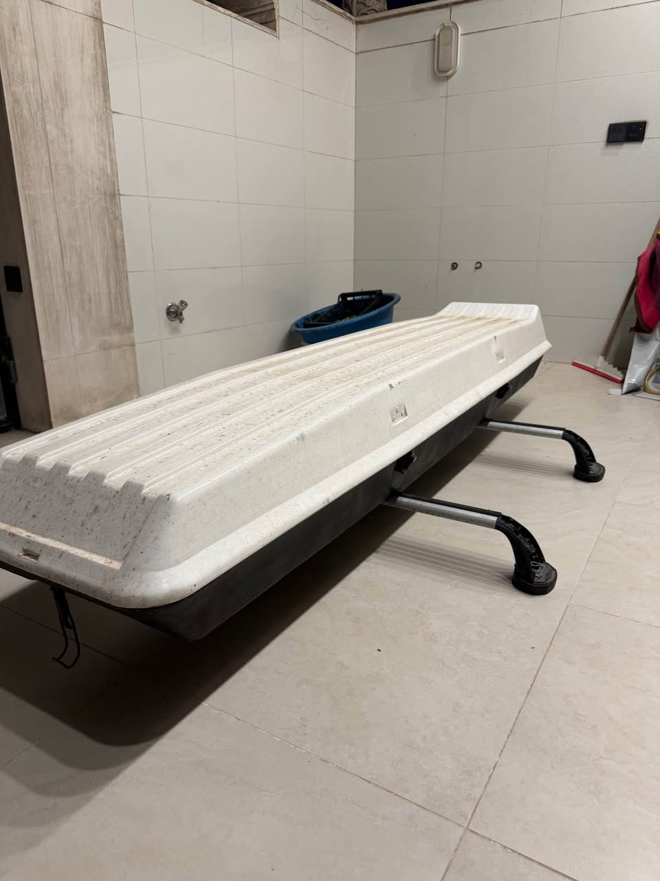 بۆکسی سەر ئۆتۆمبێل بۆ فرۆشتن

بەکارهاتووە وە کێشەی نییە بە دوو قوفل ئەتوانی قوفلی بدەیت ئەتوانیت جانتای سەفەر و ئەشیای تێبکەیت بۆ سەفەرکردن یان هەر شتێک حەزت پێی کرد

درێژی : 240 سم
پانی : 60-70 سم

وێنەکان دانراون بۆ زانیاری زیاتر نامە بنێرە

نرخ: 250 هەزار وە مامەڵەی تیایە. أربيل, العراق


**إذا كنت صاحب هذا الإعلان وتريد حذفه لأي سبب، رجاءا أرسل رسالة إلى الدعم الفني**