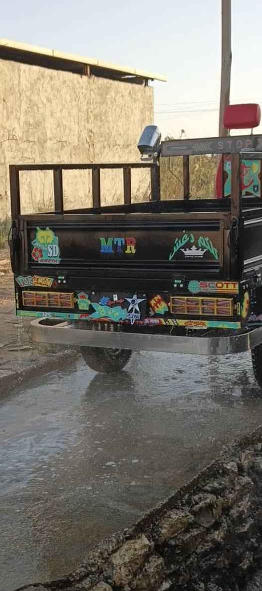 سلام عليكم ستوته البيع اوراق اصولي موديل 13  شاصي مكفول  ستوته تعمير 25 جاهزه من كلشي الشراي يتصل عل رقم او يراسل مكان الرميثه ***********
